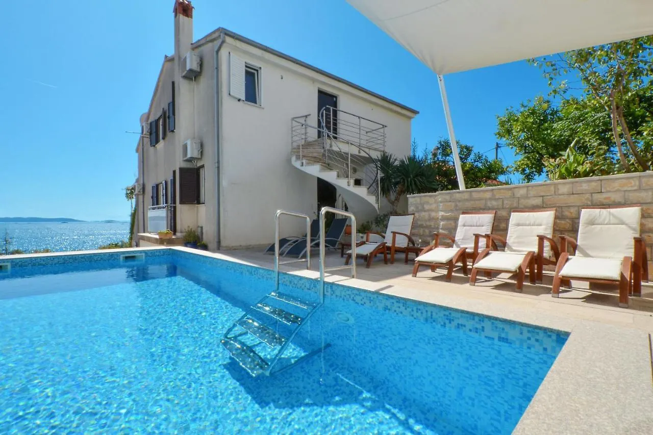 Apartments Inge Seget Vranjica 0*,  Croatia