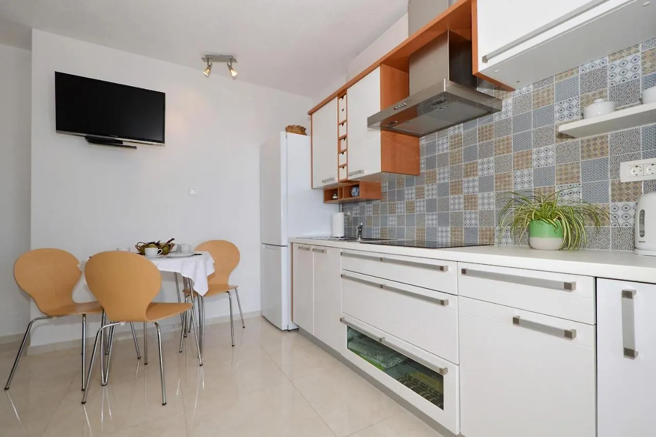 Apartments Inge Seget Vranjica Croatia