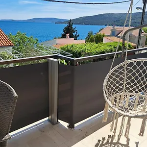 Apartment Jurcevic, Seget Vranjica