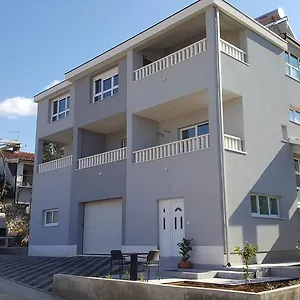 Parcela Vendégház